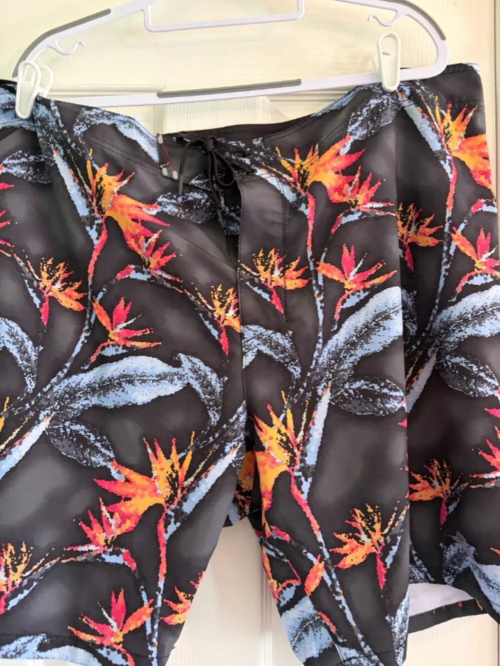 Tommy Bahama Size 44 Black Tropical Swim Trunks